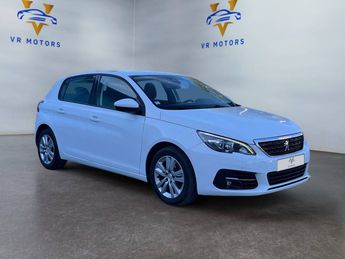  Voir détails -Peugeot 308 1.5 BlueHDi 100ch Style ** Entretien com à Serres-Castet (64)