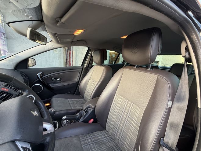 Renault Megane 1.9 DCI 130CH FAP XV DE FRANCE ECO EURO NOIR de 2011