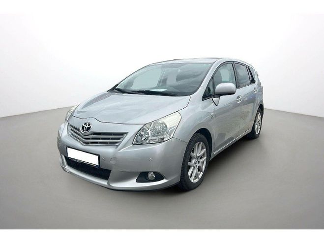 Toyota Verso 2.2 Dcat SOL BVA Grise de 2012
