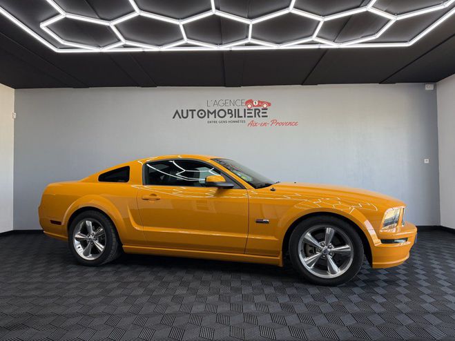 Ford Mustang GT Premium 4.6 V8 305 ch ? Finition Orange de 2007
