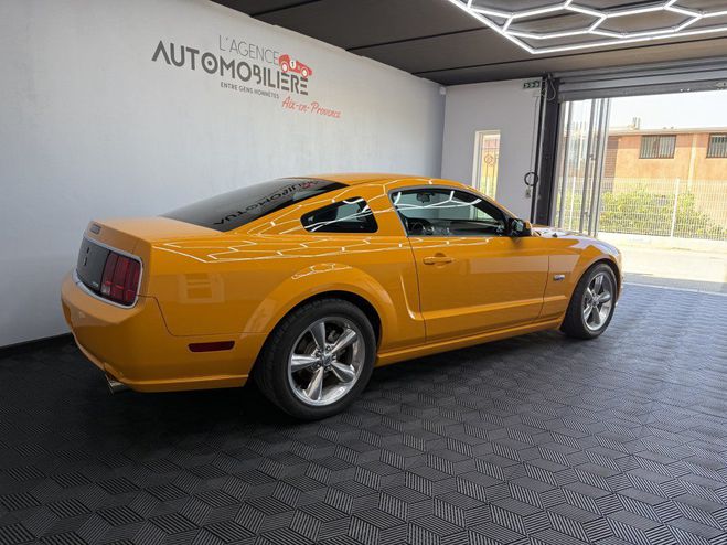 Ford Mustang GT Premium 4.6 V8 305 ch ? Finition Orange de 2007