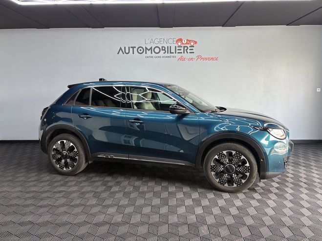 Fiat 600 1.2 12V Hybrid DCT6 100 CV LA PRIMA Bleu de 2024