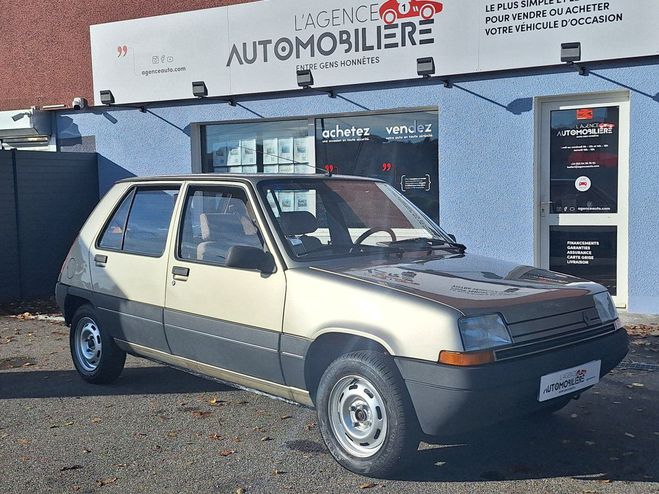 Cliquer pour voir la photo suivante Renault R5 Super 5 GTR 5P Bronze de 1987