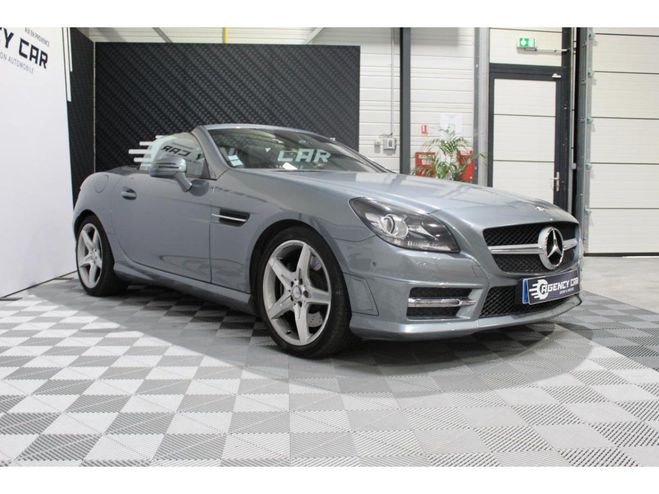 Mercedes Classe SLK 200 BlueEfficiency COUPE CABRIOLET - BM  GRIS FONCE de 2011