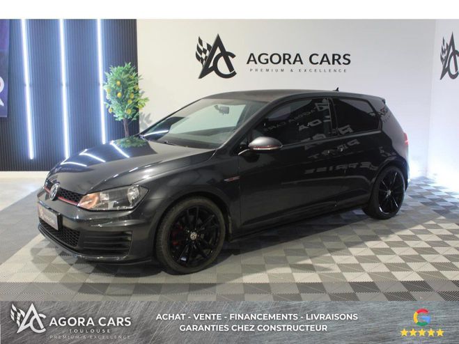 Volkswagen Golf 2.0 16V TSI BlueMotion - 220 VII BERLINE INCONNU de 2015