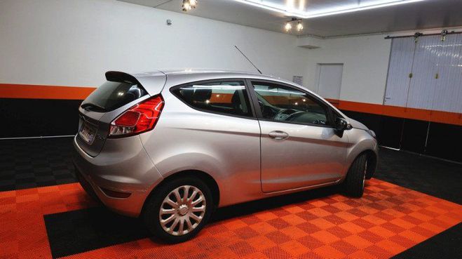 Ford Fiesta 1.25 60CH EDITION 3P Gris C de 2015
