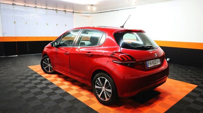 Peugeot 208 1.2 PURETECH 82CH ACTIVE 5P Rouge de 2017