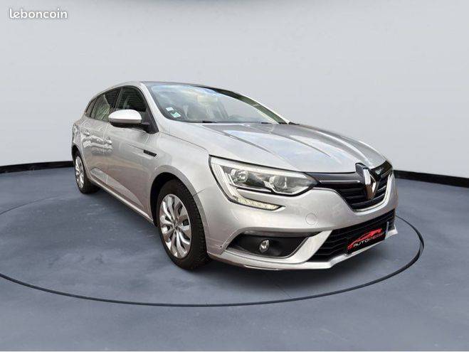 Renault Megane 4 IV estate 1.5 dci 90 ch Life attelage  Autre de 2017