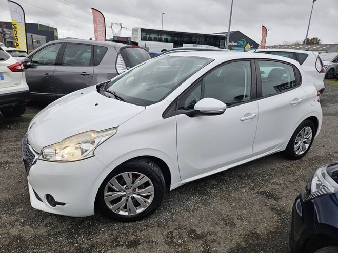 Peugeot 208 1.6 e-HDi FAP Active 5p BLANC de 2013