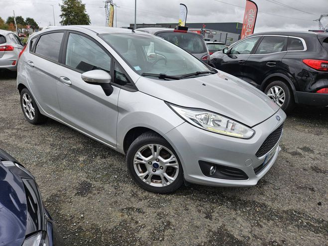 Ford Fiesta IV 1.25 82ch Edition 5p GRIS C de 2017