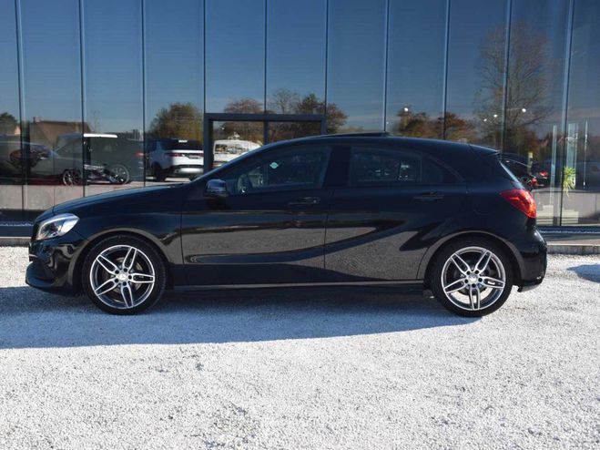 Mercedes Classe A 180 AMG Line Pano LED Noir Cosmos Black de 