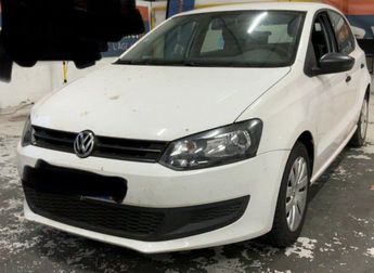  Voir détails -Volkswagen Polo 1.4 85CH TRENDLINE DSG7 5P à Cannes (06)
