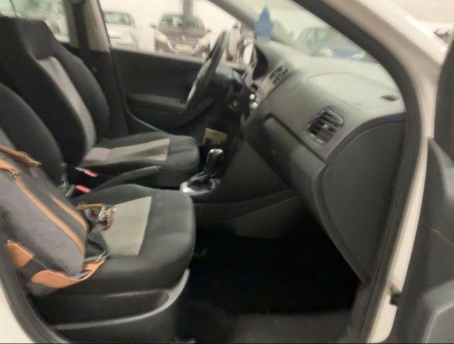 Volkswagen Polo 1.4 85CH TRENDLINE DSG7 5P Blanc de 2013