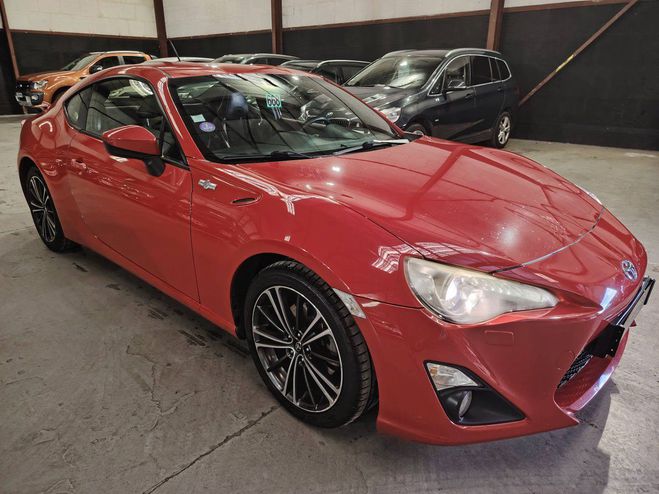 Toyota GT86 GT 86 2.0 200ch BVA ROUGE de 2013