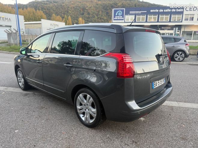 Peugeot 5008 1.6 HDI 112 Premium Pack 7 Places Gris de 2010