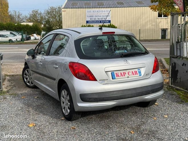 Peugeot 207 1.6 HDi90 Premium 5p Gris de 2008