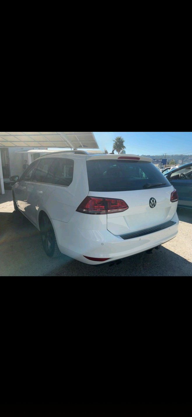 Volkswagen Golf 7 2.0L TDI 150CH CARAT / TOIT OUVRANT /  Blanc de 2013