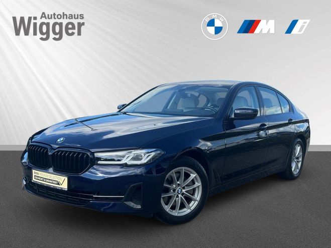 Cliquer pour voir la photo suivante BMW Serie 5 520d Bleu M�tallique de