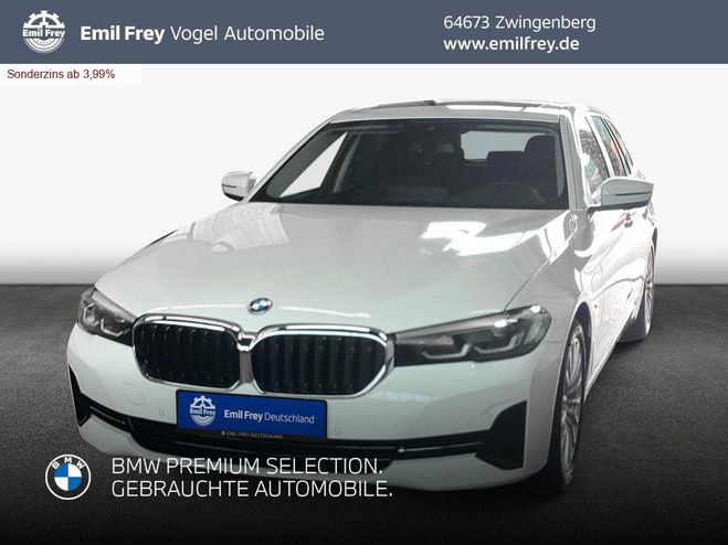 Cliquer pour voir la photo suivante BMW Serie 5 530 e Touring Aut. *SHZ*Panorama*Leder*H Blanc de