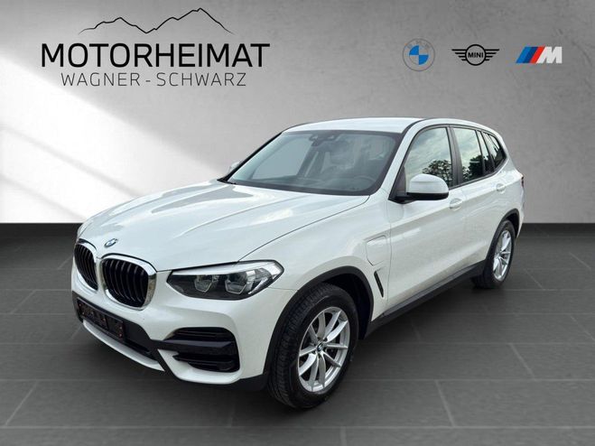 Cliquer pour voir la photo suivante BMW X3 xDrive30e Advantage Sportsitze NavPro He Blanc de