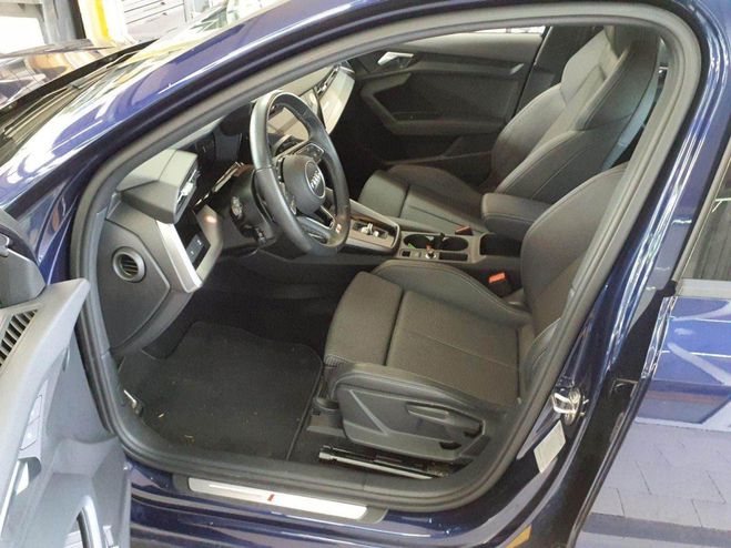 Audi A3 Sportback 30 TFSI LED Navi PDC+ Teillede Bleu M�tallique de 