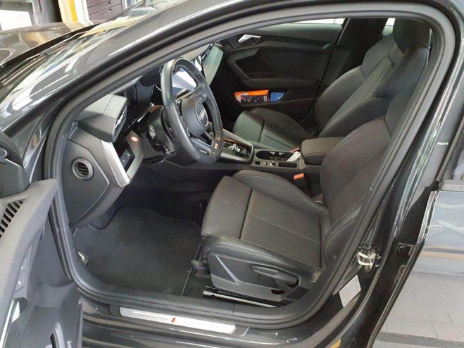 Audi A3 Sportback 30 TFSI LED Navi PDC+ Teillede Gris M�tallique de 