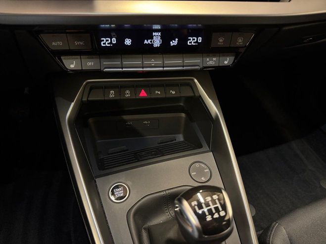 Audi A3 Sportback 30 TFSI basis KLIMA NAVI ALU Gris M�tallique de 