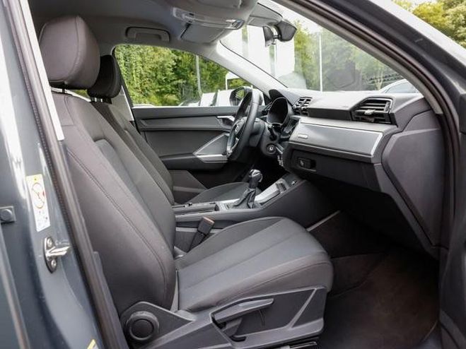 Audi Q3 45 TFSI e LM18 Kamera Smartph. Interf. S Gris M�tallique de 