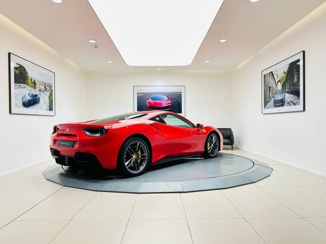 Ferrari 488 GTB V8 3.9 T 670ch Rosso Corsa de 2017