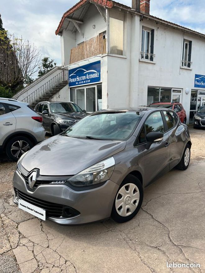Cliquer pour voir la photo suivante Renault Clio 4 1.2i 75 2 places Autre de 2014