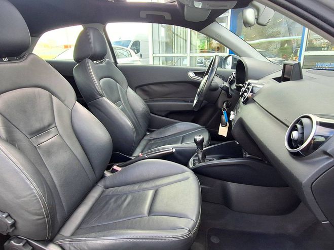 Audi A1 1.6 TDI 105ch FAP Ambition INCONN de 2011