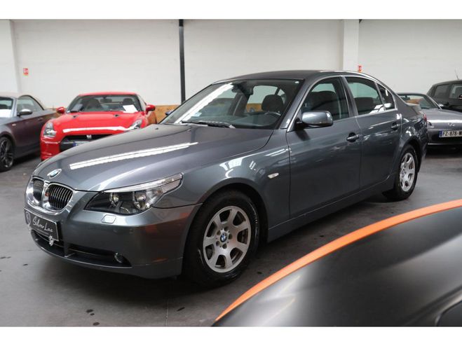 BMW Serie 5 523i E60 COMFORT / 1ERE MAIN / FAIBLE KI Gris de 2006