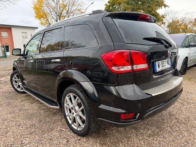 Fiat Freemont 2.0 MULTIJET 140 LOUNGE 7 places GPS CUI Noir de 2013