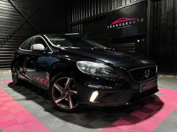 Voir détails -Volvo V40 d2 115 r-design à Douai (59)