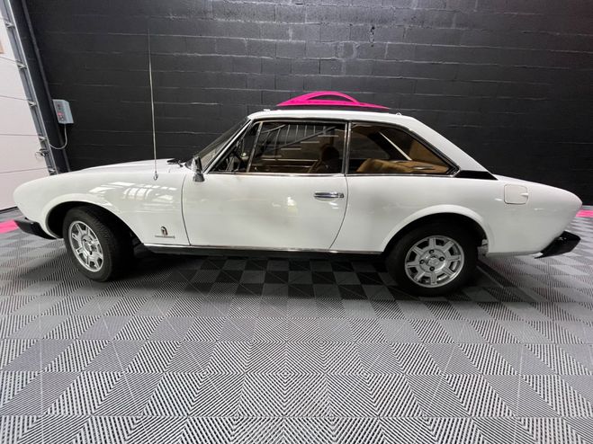 Peugeot 504 COUP 2.7 V6 / BOITE 5 Blanc de 1981