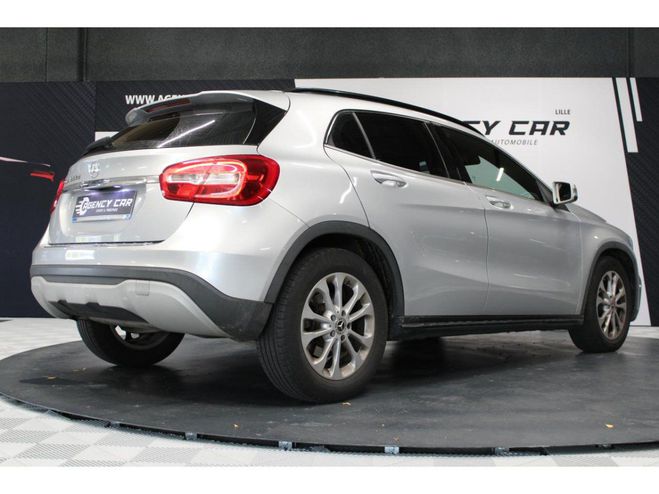Mercedes Classe GLA 200d BV 8G-DCT Business Line Gris de 2019