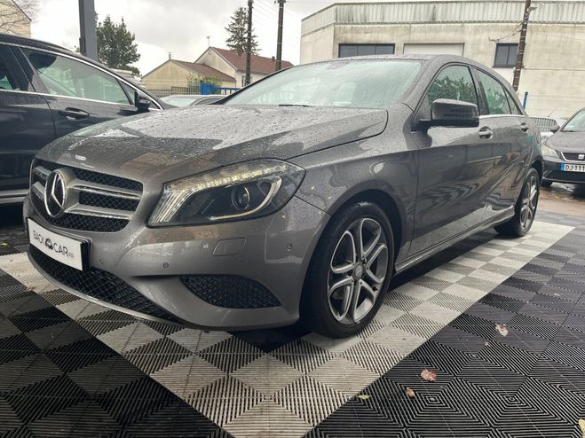 Mercedes Classe A 200 CDI BlueEFFICIENCY Intuition 7-G DCT GRIS FONCE de 2013