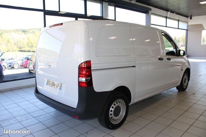 Mercedes Vito FG 111 cdi Compact Pro ( 2 Places, doubl Blanc de 2016