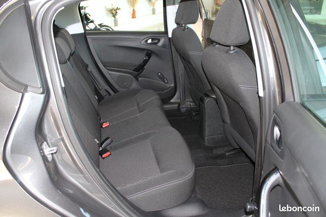 Peugeot 208 BueHDI 100ch Active Business 5P 1er Main Gris de 2019