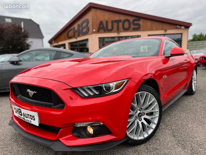 Ford Mustang v8 5.0 gt fastback pack premium boite au Rouge de 2017