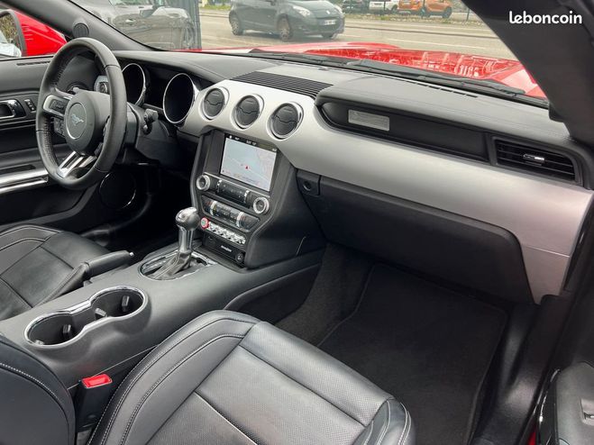 Ford Mustang v8 5.0 gt fastback pack premium boite au Rouge de 2017