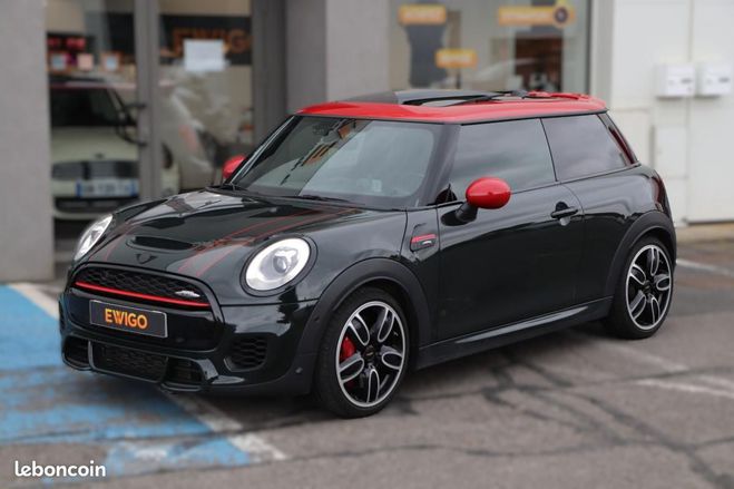 Cliquer pour voir la photo suivante Mini One 2.0 231 JCW Rebel Green BVA8 Vert de 2018