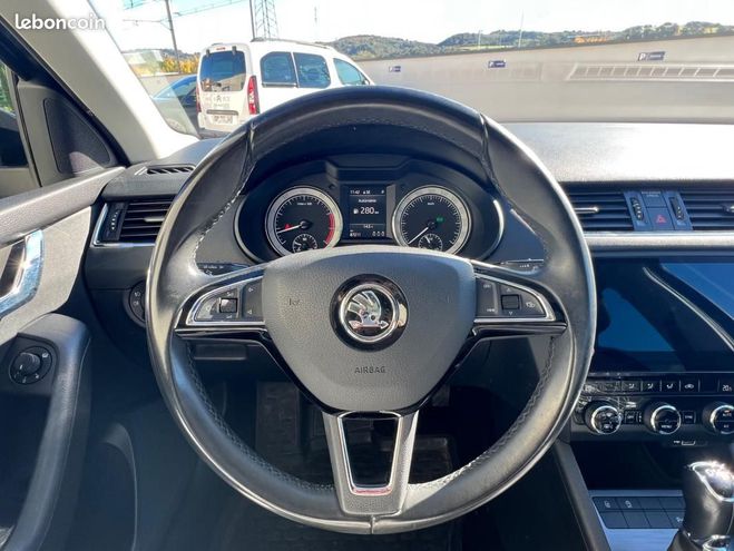 Skoda Octavia Combi 1.5 TSI 150 CLEVER 4X2 DSG BVA Noir de 2019