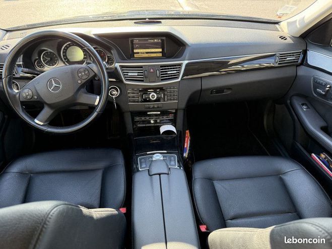 Mercedes Classe E 300 CDI BE AVANTGARDE EX 7GTRO+ Noir de 2011