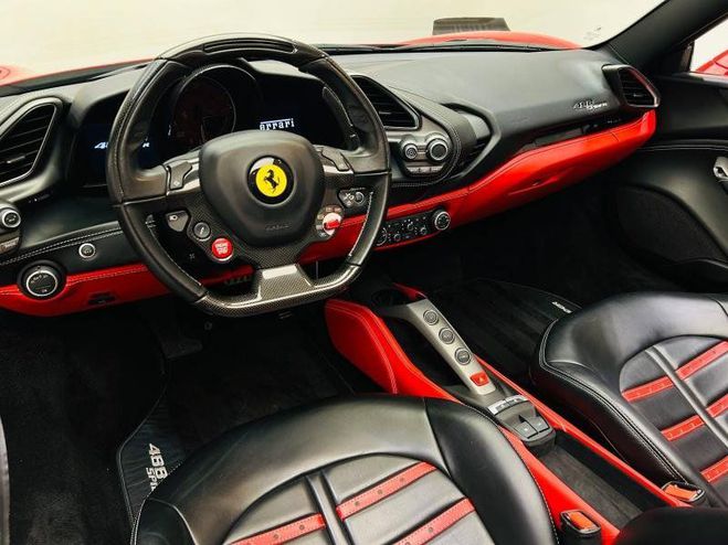 Ferrari 488 Spider V8 3.9 T 670ch Rosso Corsa de 2017