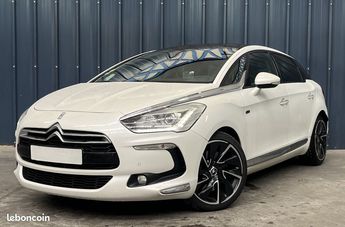  Voir détails -Citroen DS5 Sport Chic Diesel Hybrid 200ch Boite Aut à Halluin (59)