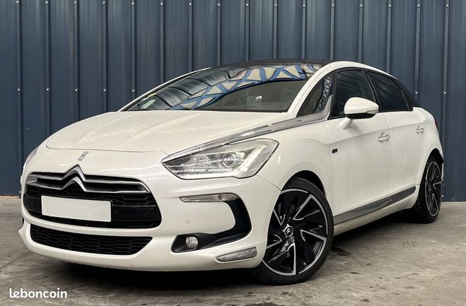 Cliquer pour voir la photo suivante Citroen DS5 Sport Chic Diesel Hybrid 200ch Boite Aut Autre de 2012