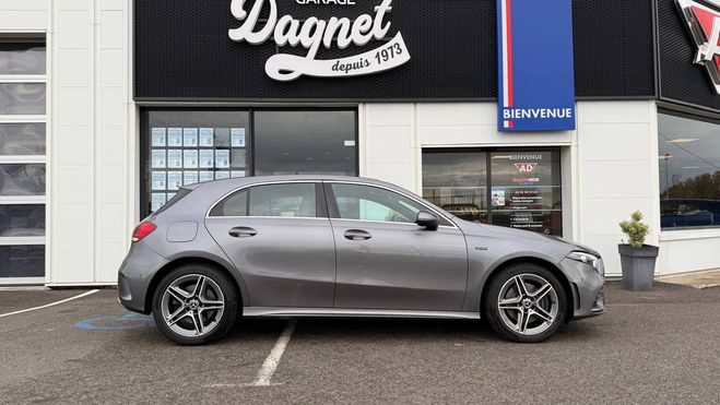 Mercedes Classe A Berline 250 e 160+102ch AMG Line 8G-DCT  GRIS FONCE de 2021