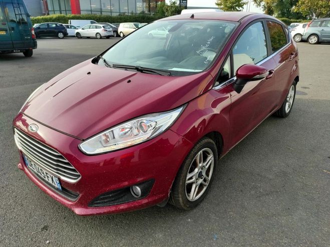 Ford Fiesta 1.0 ECOBOOST 100CH STOP&START TITANIUM 5 Rouge de 2014