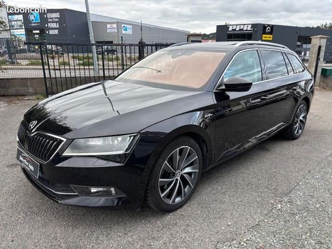 Cliquer pour voir la photo suivante Skoda Superb combi 4x4 2.0 tdi 190 dsg laurin&klement Noir de 2019